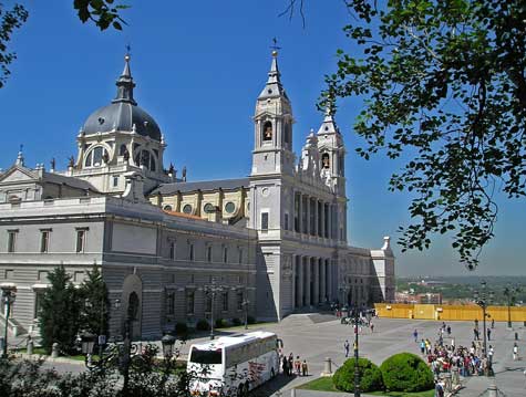 MADRID City Guide, Spain